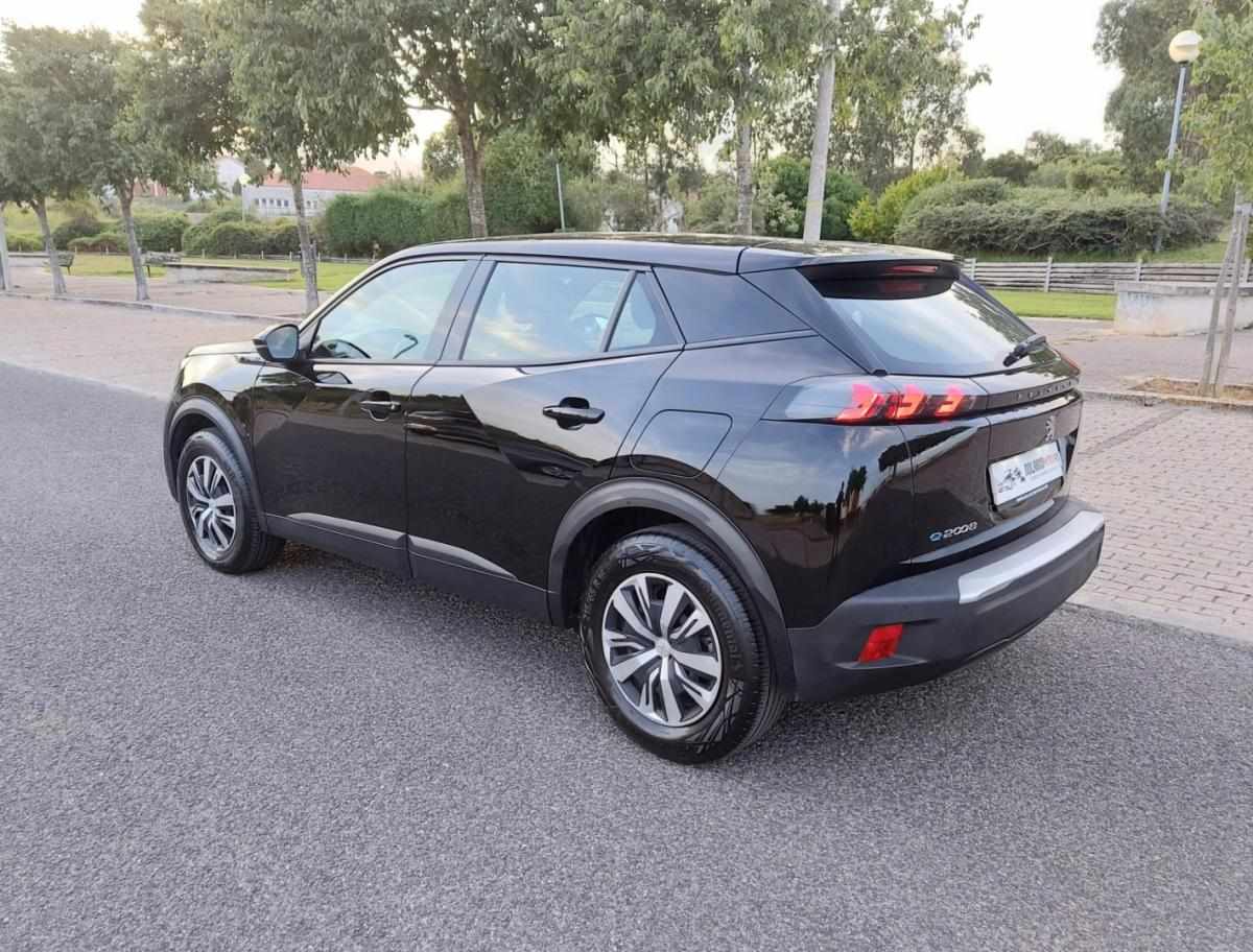 peugeot-e-2008-2023-eletrico-0cc