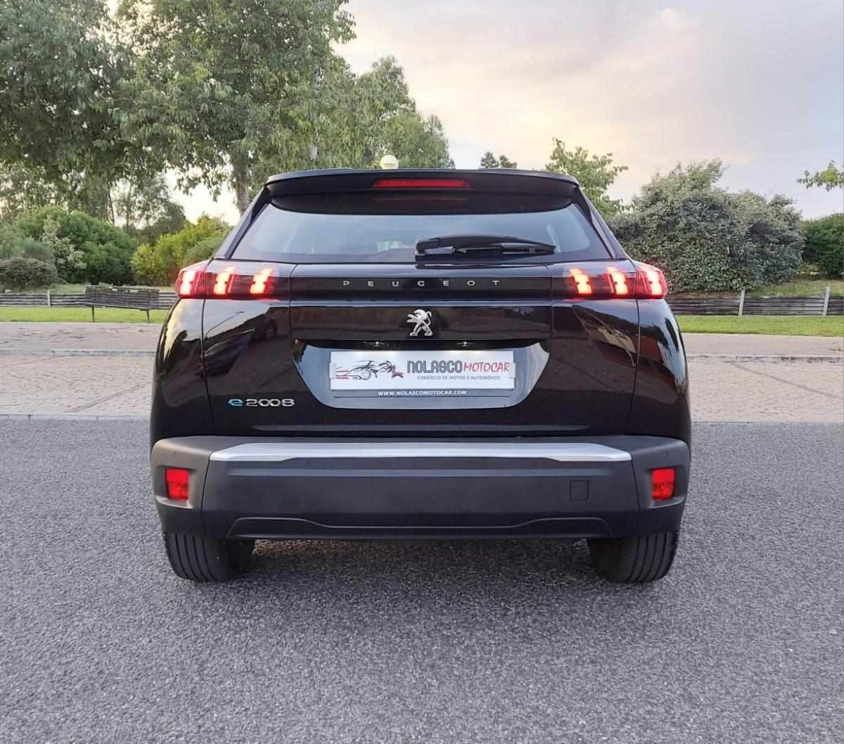 peugeot-e-2008-2023-eletrico-0cc
