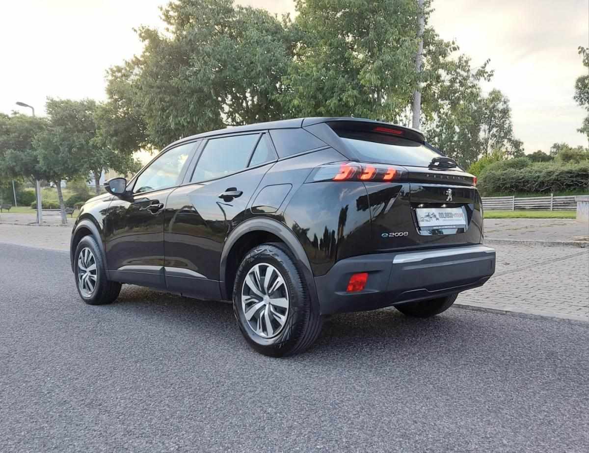 peugeot-e-2008-2023-eletrico-0cc