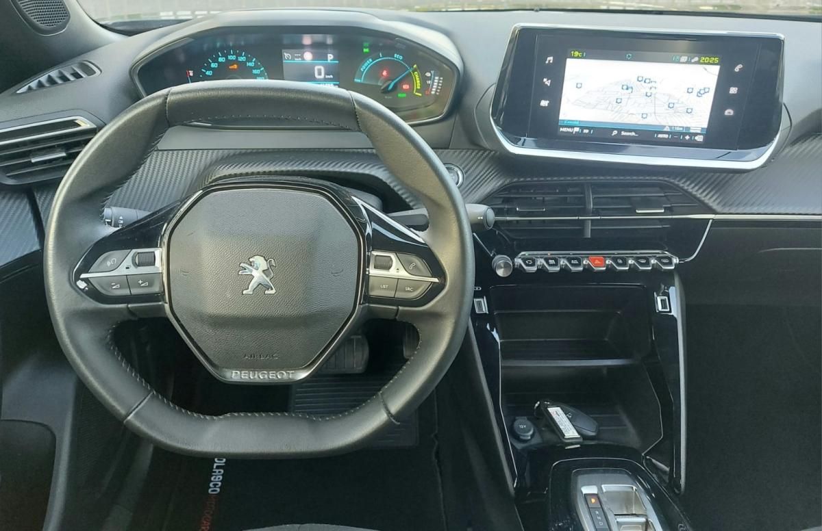 peugeot-e-2008-2023-eletrico-0cc