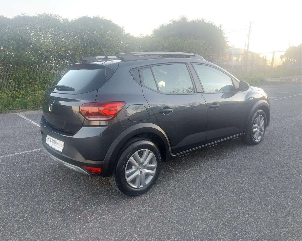 dacia-sandero-2022-gasolina-999cc