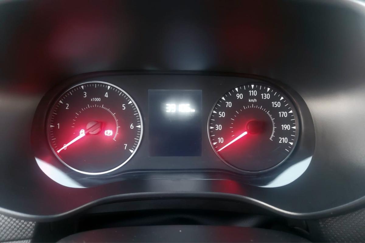 dacia-sandero-2022-gasolina-999cc