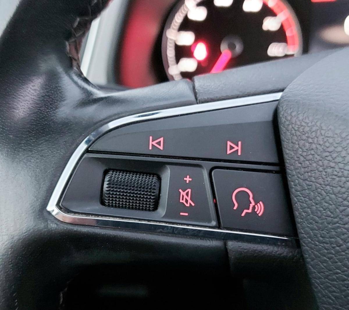 seat-leon-2019-gasolina-999cc
