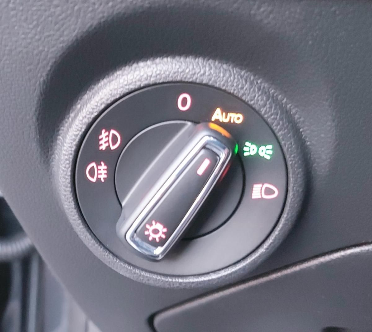 seat-leon-2019-gasolina-999cc