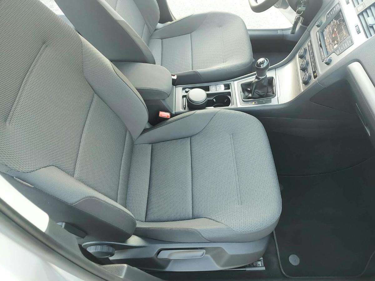 volkswagen-golf-2016-diesel-1598cc