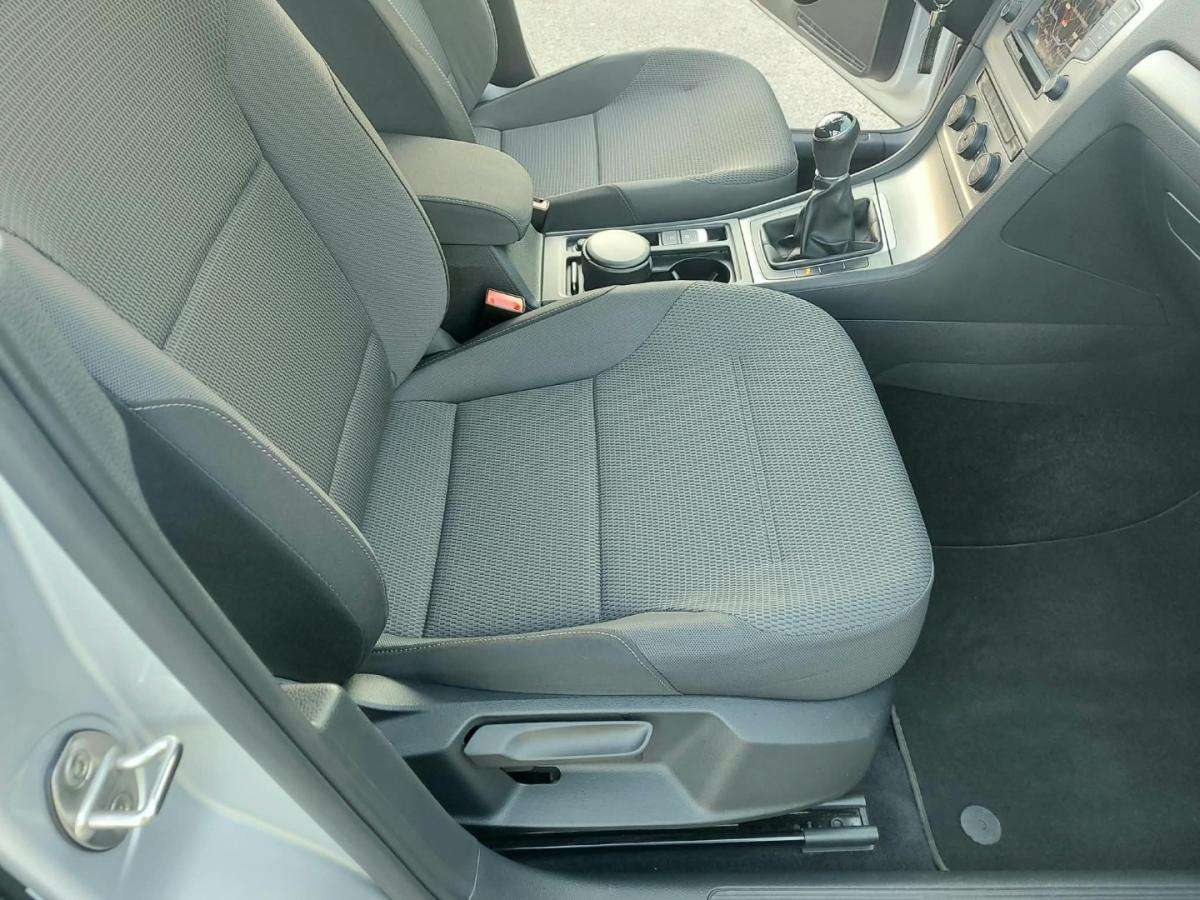 volkswagen-golf-2016-diesel-1598cc