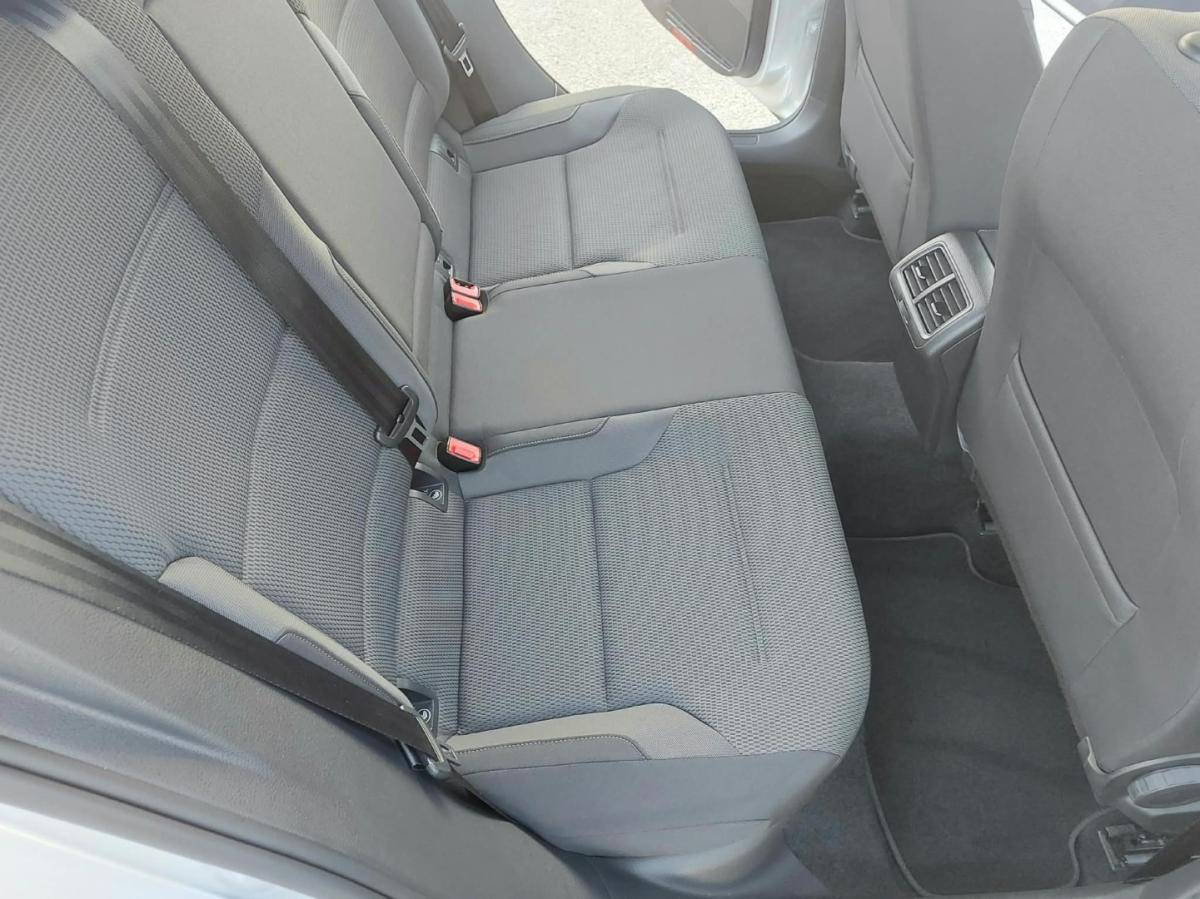 volkswagen-golf-2016-diesel-1598cc