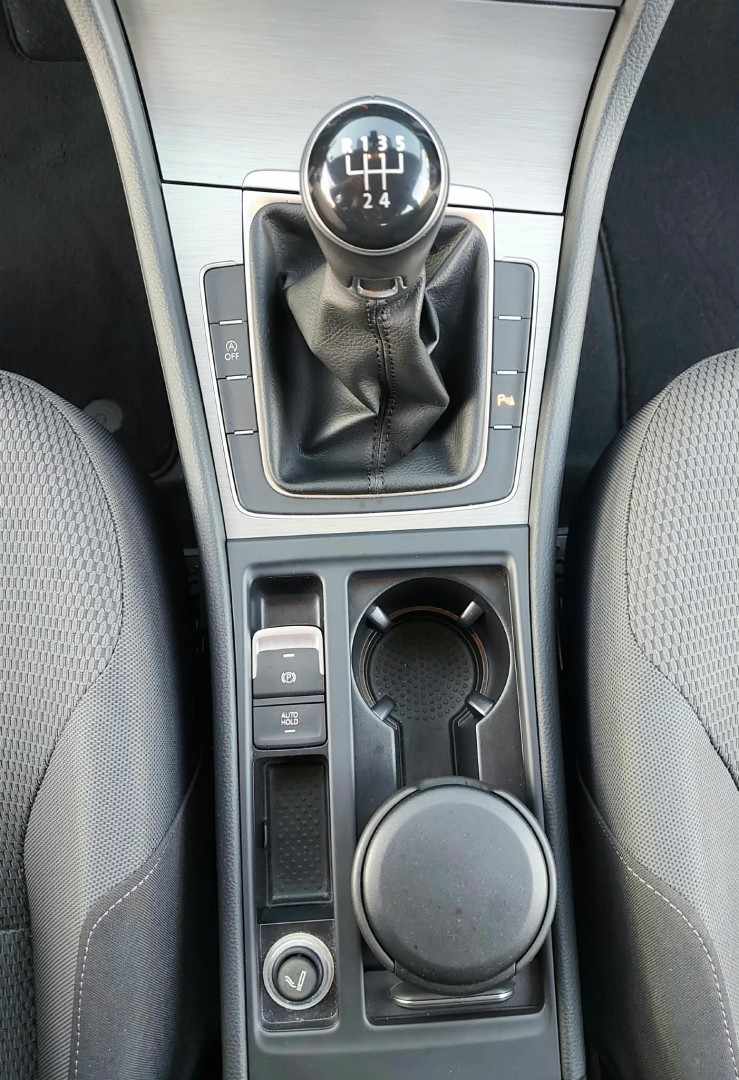 volkswagen-golf-2016-diesel-1598cc