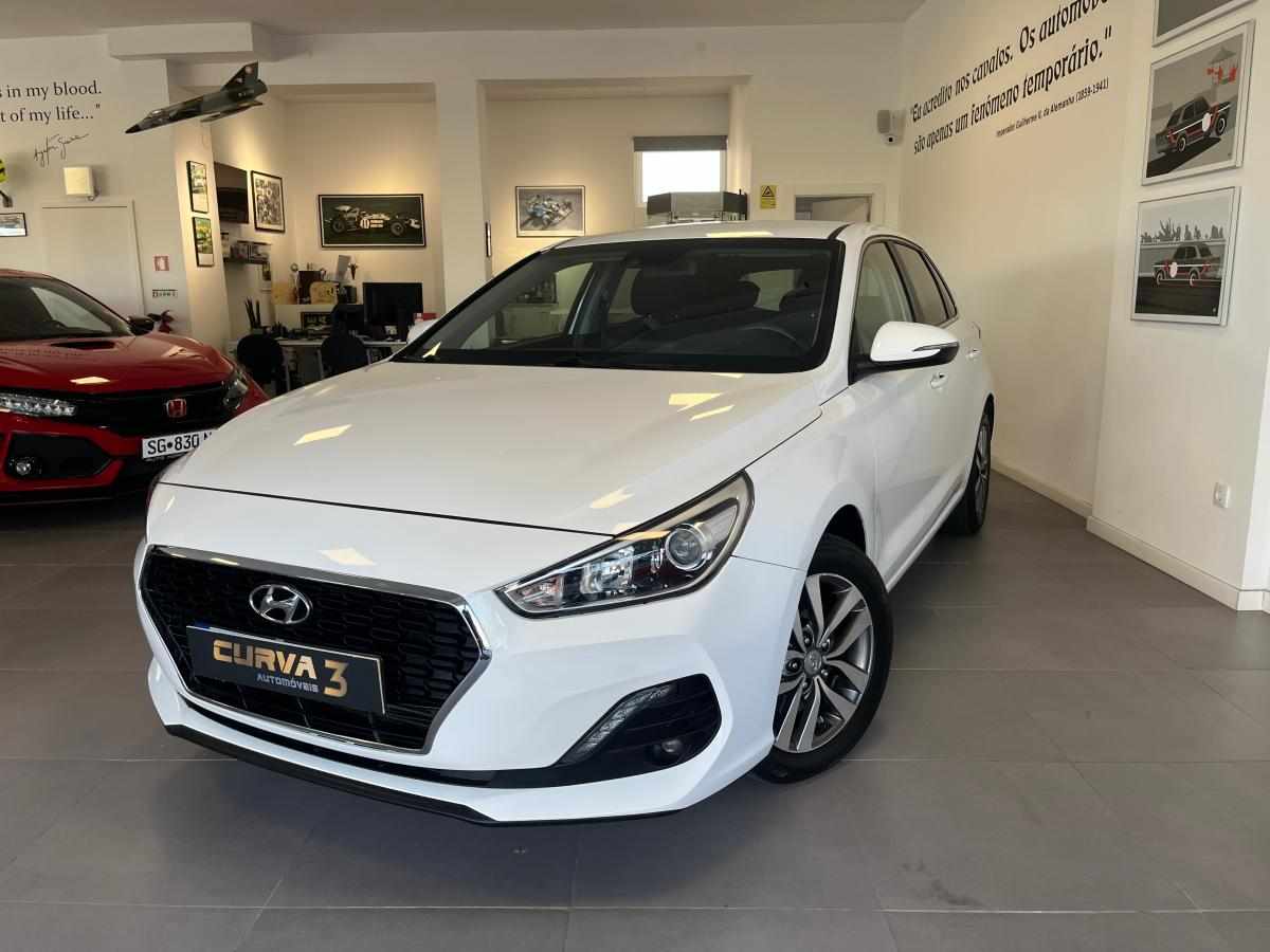 hyundai-i30-1-6-crdi-2020-diesel-1598cc