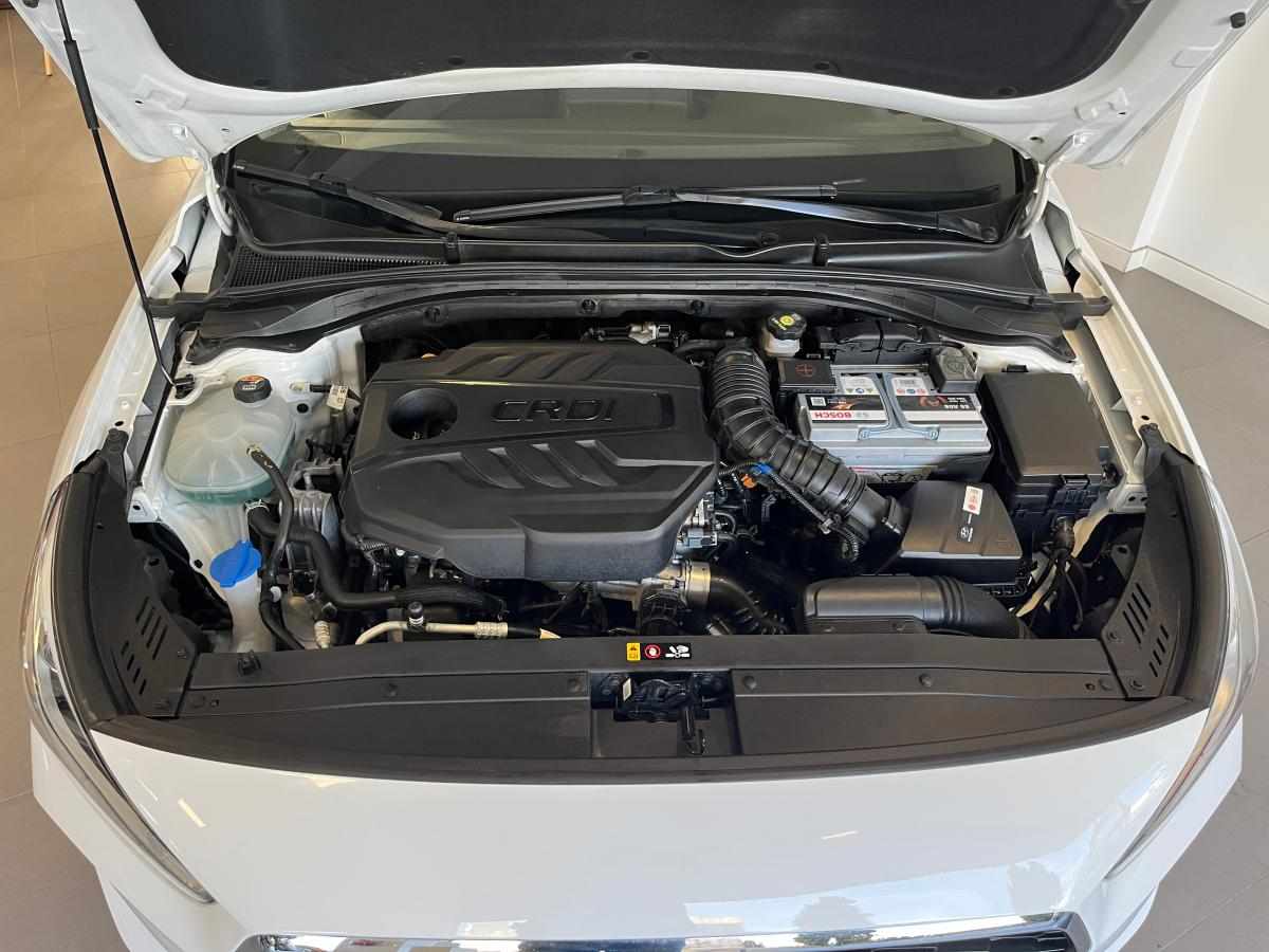 hyundai-i30-1-6-crdi-2020-diesel-1598cc