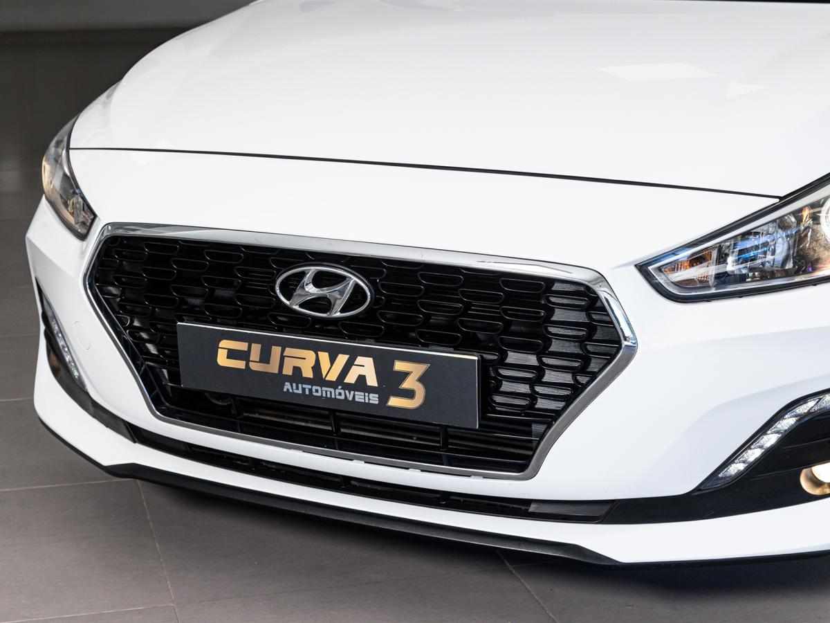 hyundai-i30-1-6-crdi-2020-diesel-1598cc