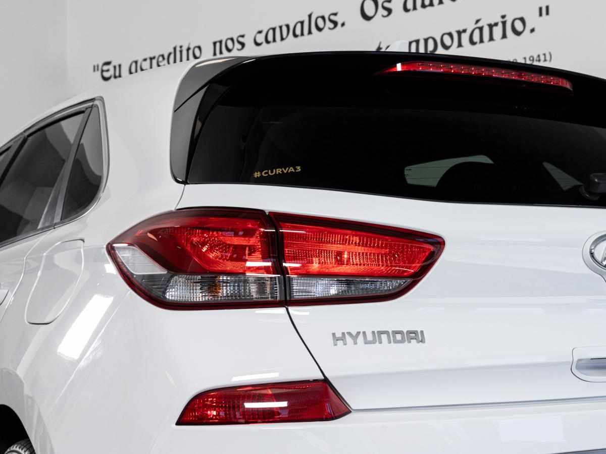 hyundai-i30-1-6-crdi-2020-diesel-1598cc