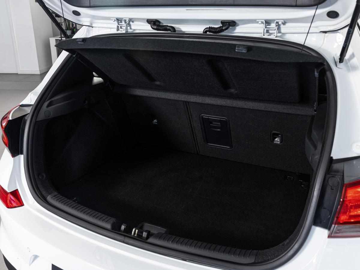 hyundai-i30-1-6-crdi-2020-diesel-1598cc