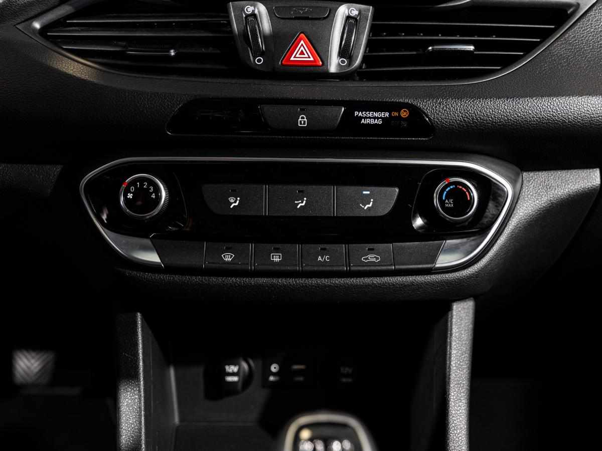 hyundai-i30-1-6-crdi-2020-diesel-1598cc