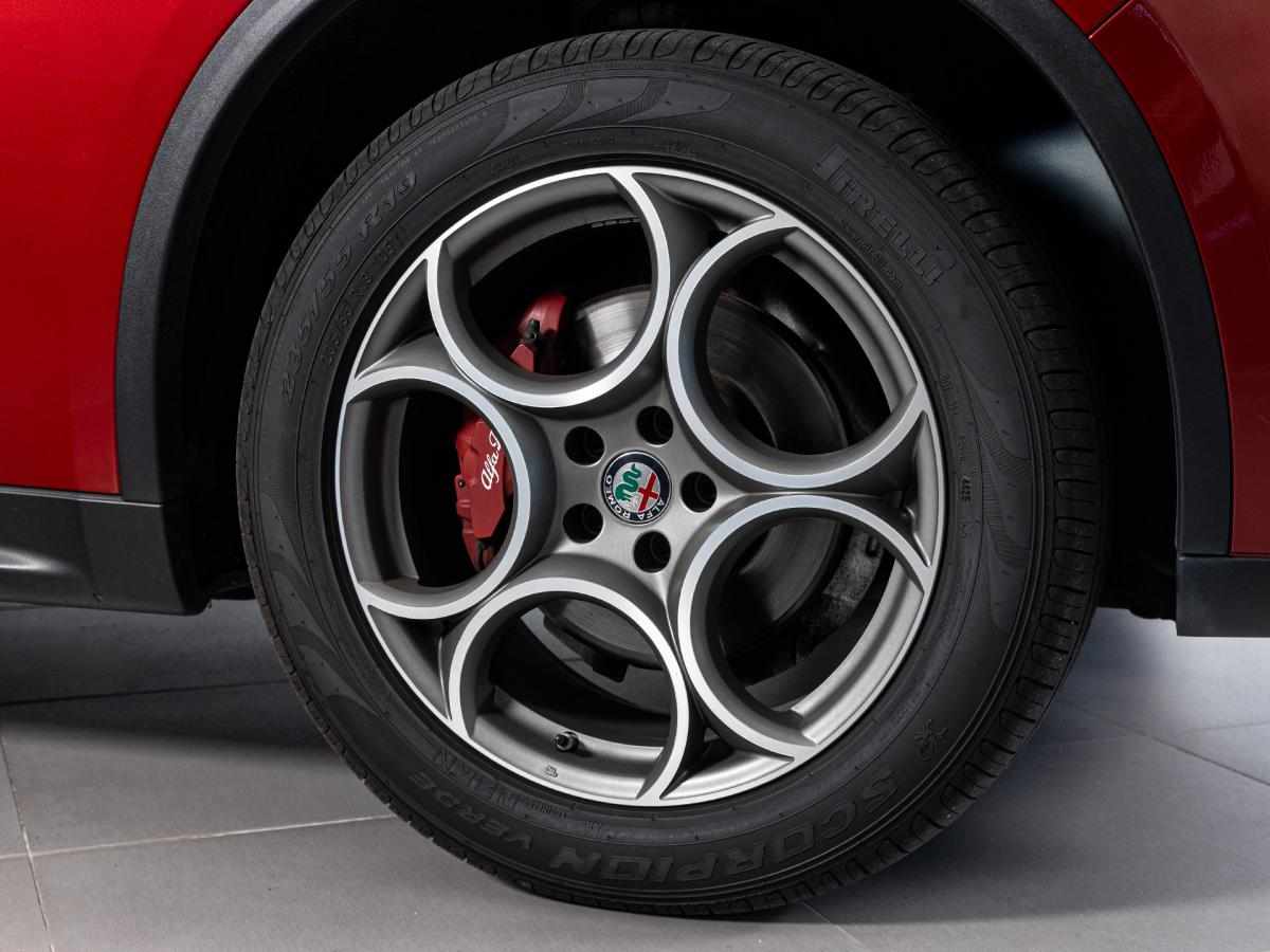 alfa-romeo-stelvio-2-2-jtdm-q4-2019-diesel-2143cc