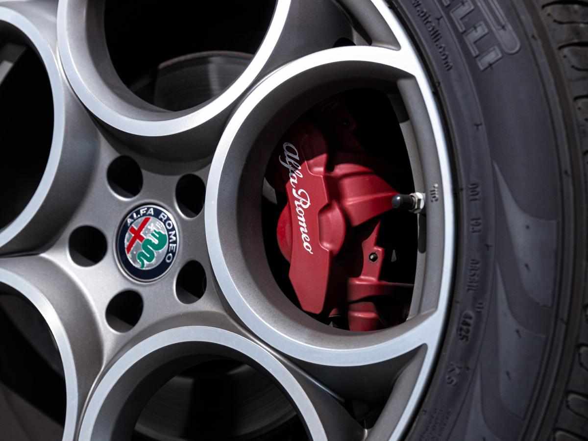 alfa-romeo-stelvio-2-2-jtdm-q4-2019-diesel-2143cc