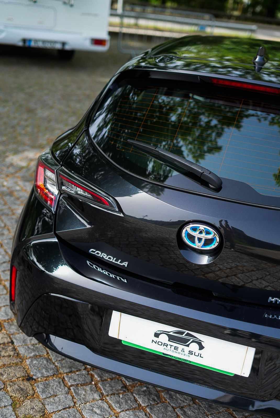 toyota-corolla-1-8-hybrid-2022-gasolina-1798cc