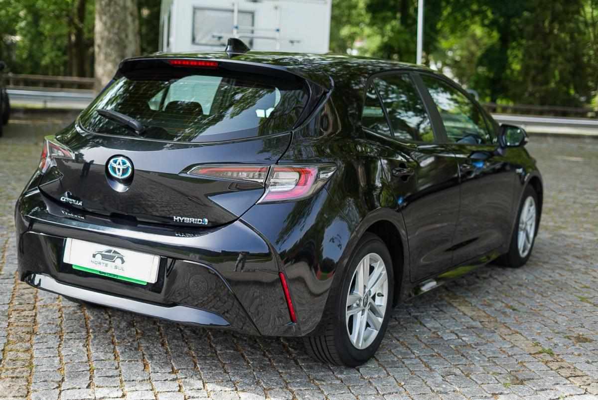 toyota-corolla-1-8-hybrid-2022-gasolina-1798cc