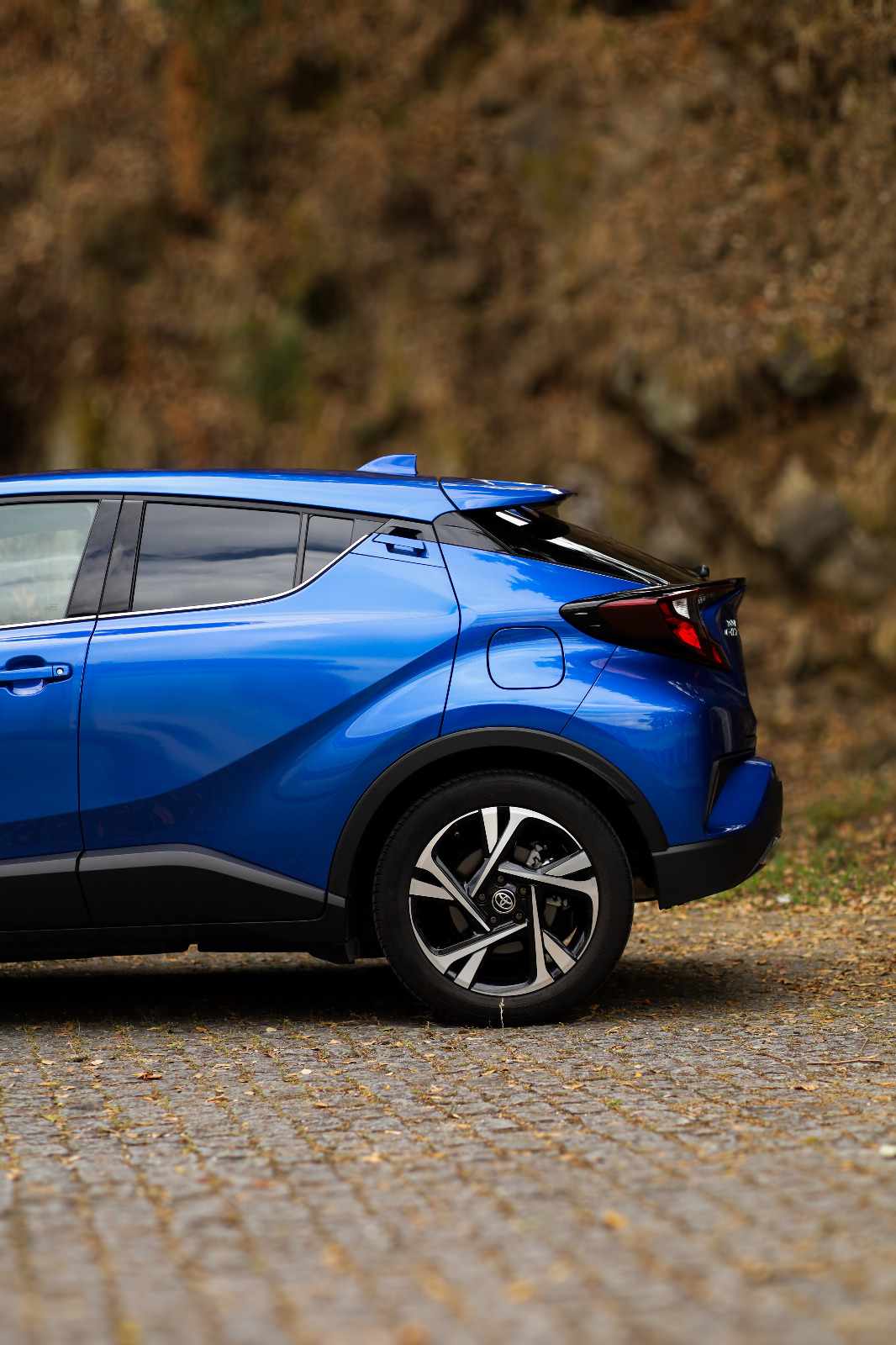 toyota-c-hr-hybrid-1-8-vvt-i-2022-gasolina-1798cc