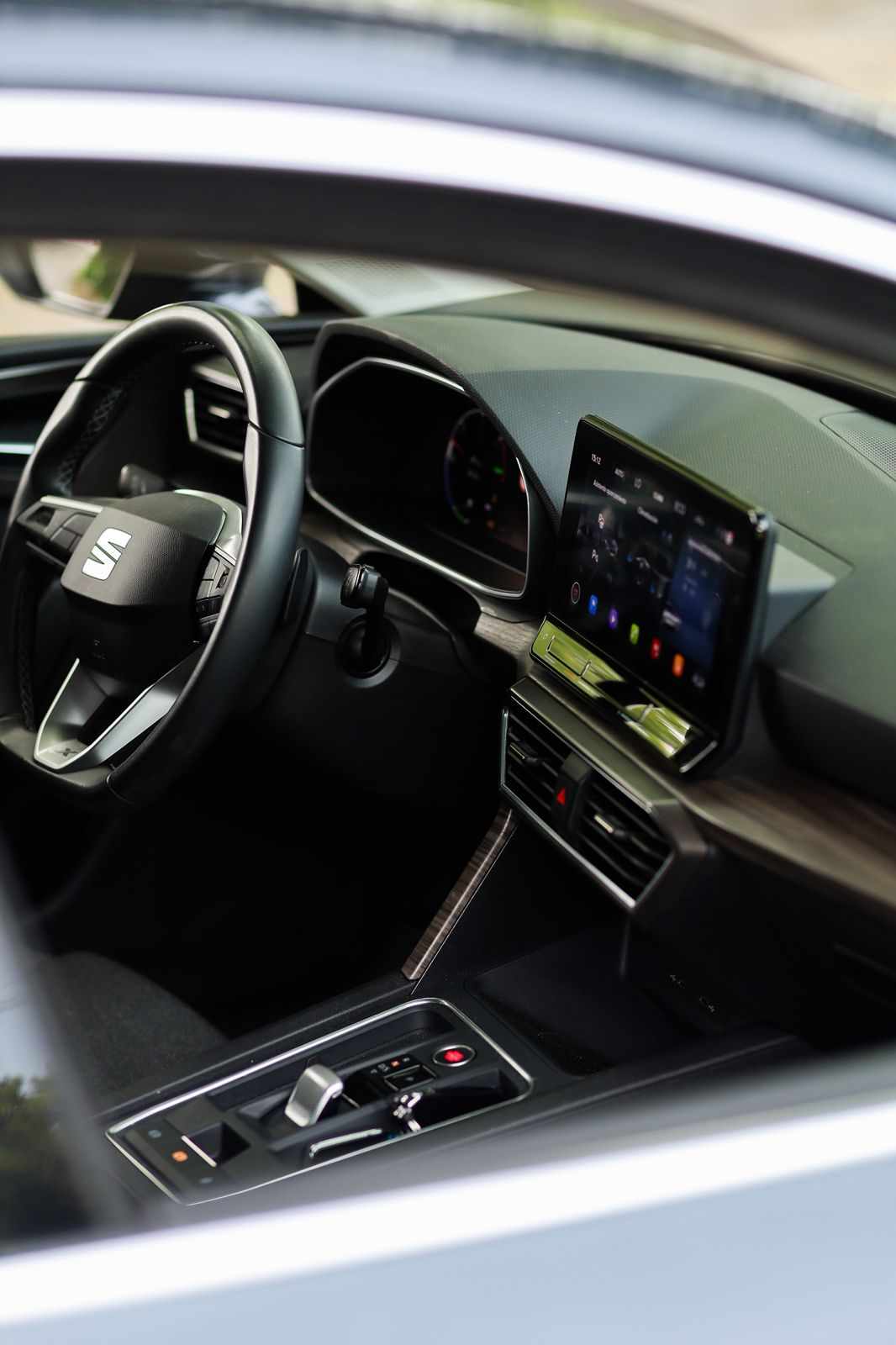 seat-leon-e-hybrid-2021-gasolina-1395cc