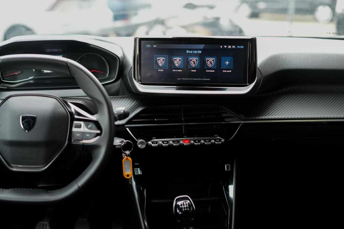 peugeot-2008-1-2-puretech-2024-gasolina-1199cc
