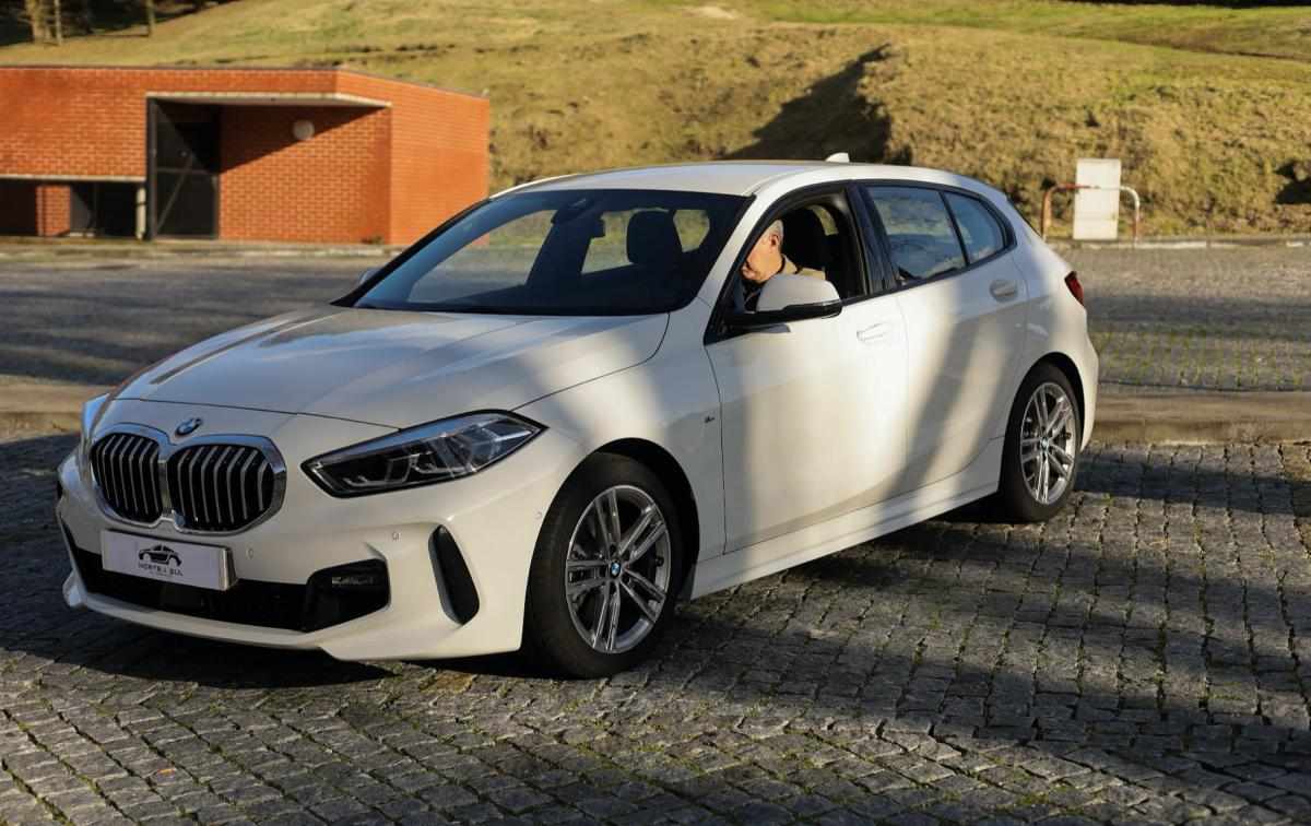 bmw-serie-1-118d-2024-diesel-1995cc