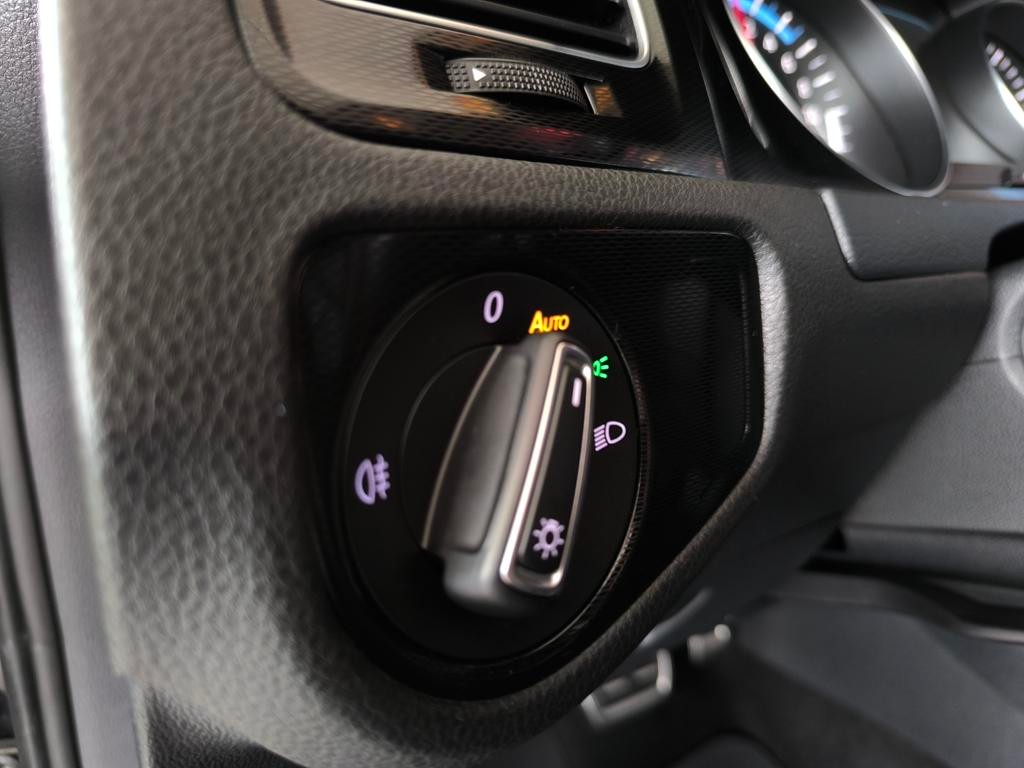 volkswagen-golf-2015-hibrido-a-gasolina-1395cc
