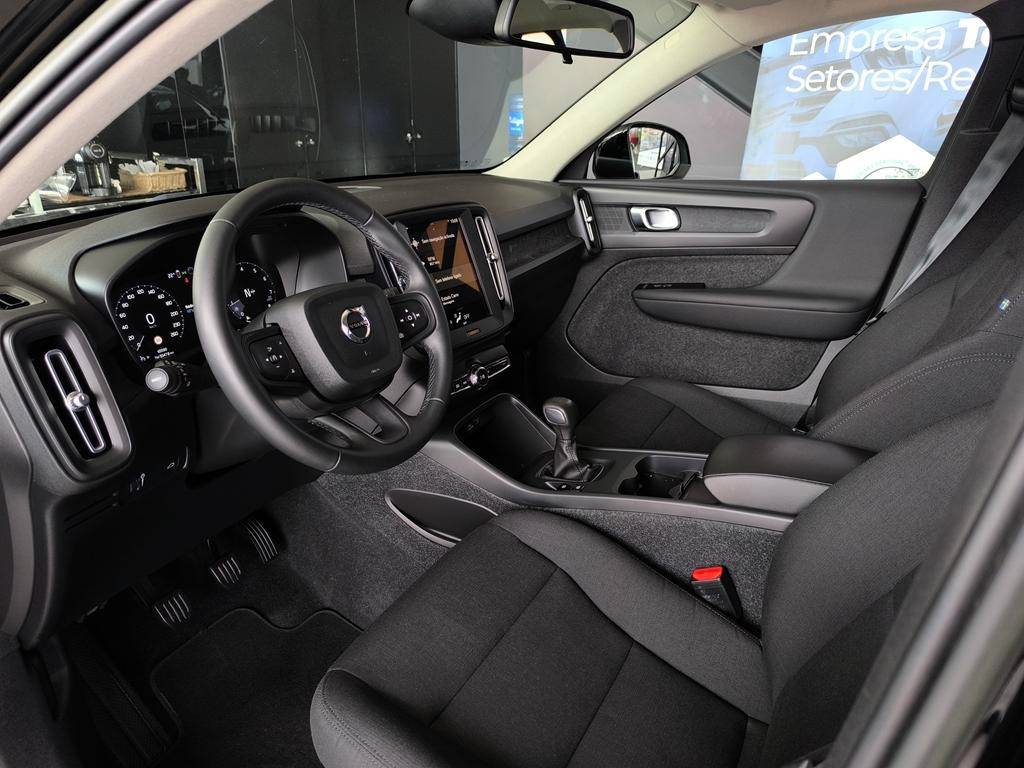 volvo-xc40-2022-gasolina-1477cc