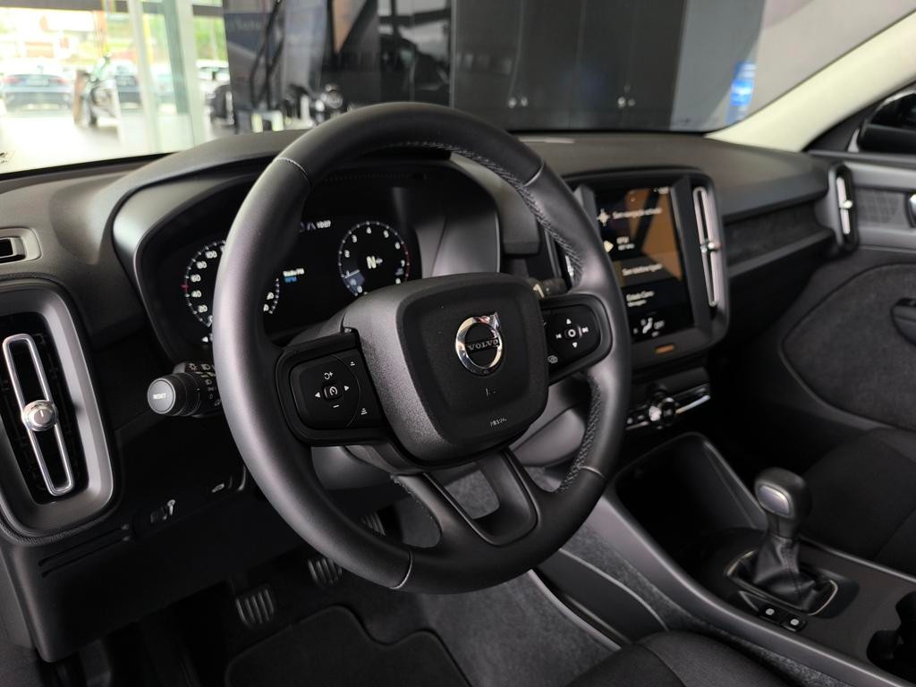 volvo-xc40-2022-gasolina-1477cc