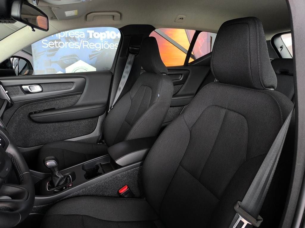 volvo-xc40-2022-gasolina-1477cc