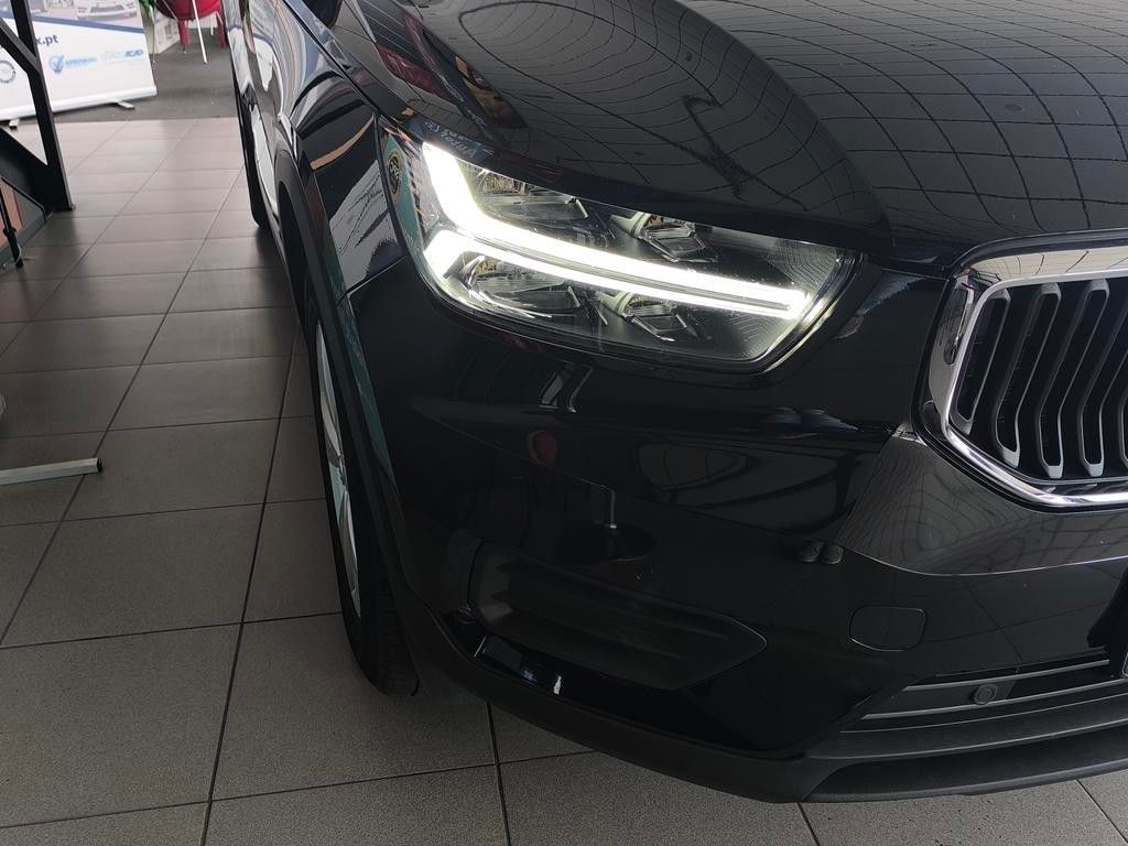 volvo-xc40-2022-gasolina-1477cc