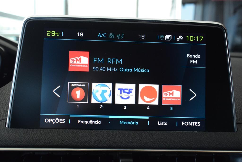 peugeot-3008-2020-hibrido-a-gasolina-1598cc