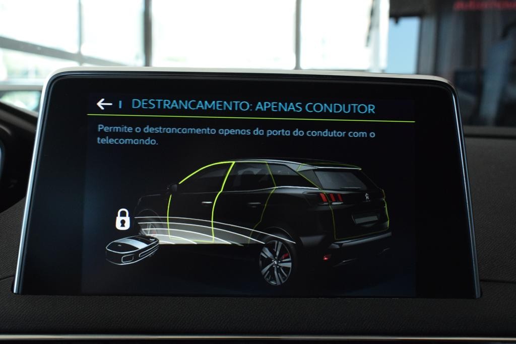 peugeot-3008-2020-hibrido-a-gasolina-1598cc