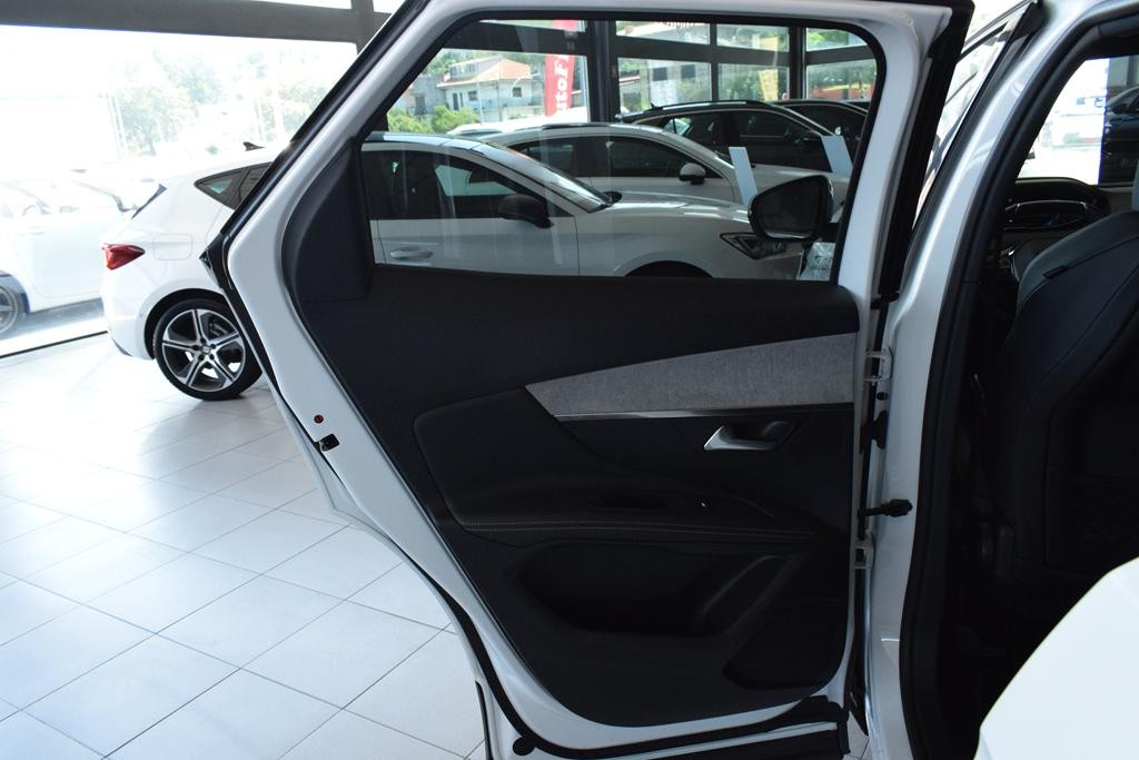 peugeot-3008-2020-hibrido-a-gasolina-1598cc