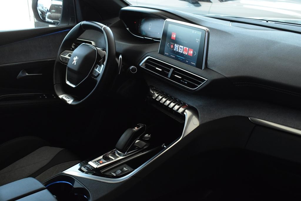 peugeot-3008-2020-hibrido-a-gasolina-1598cc
