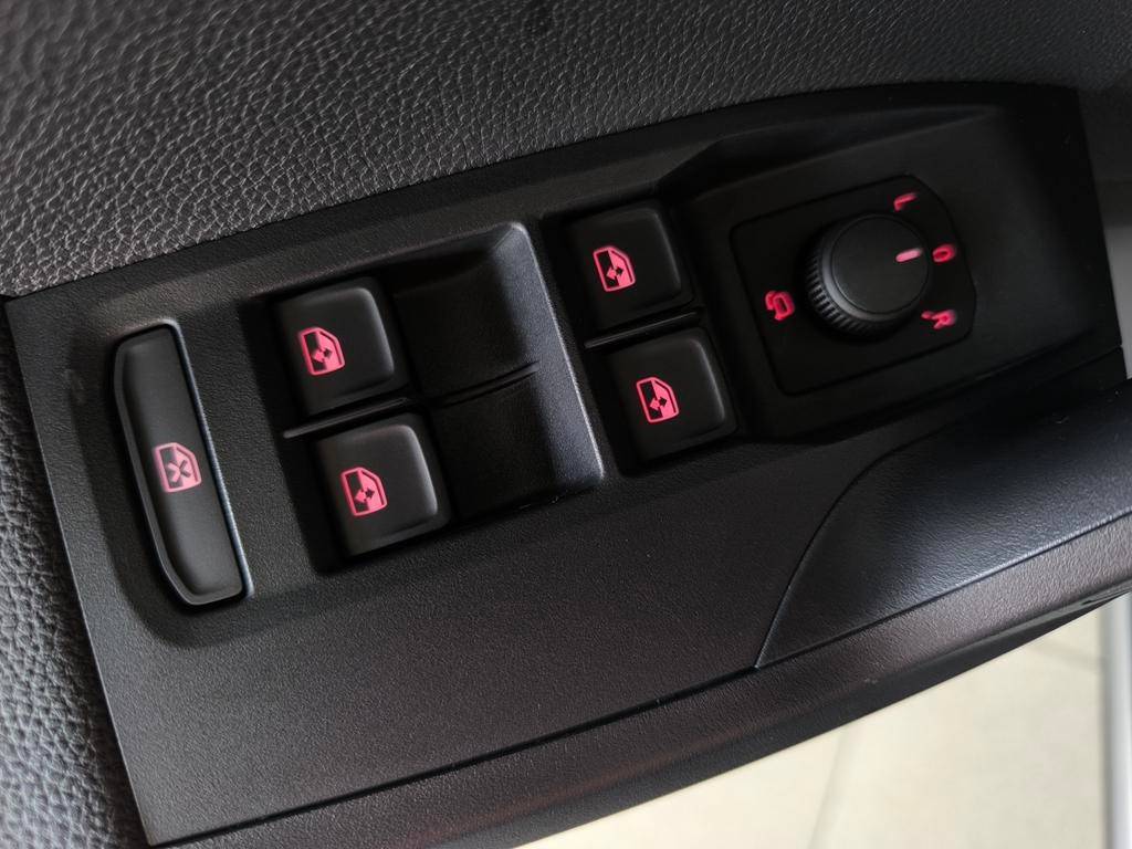seat-arona-2024-gasolina-999cc