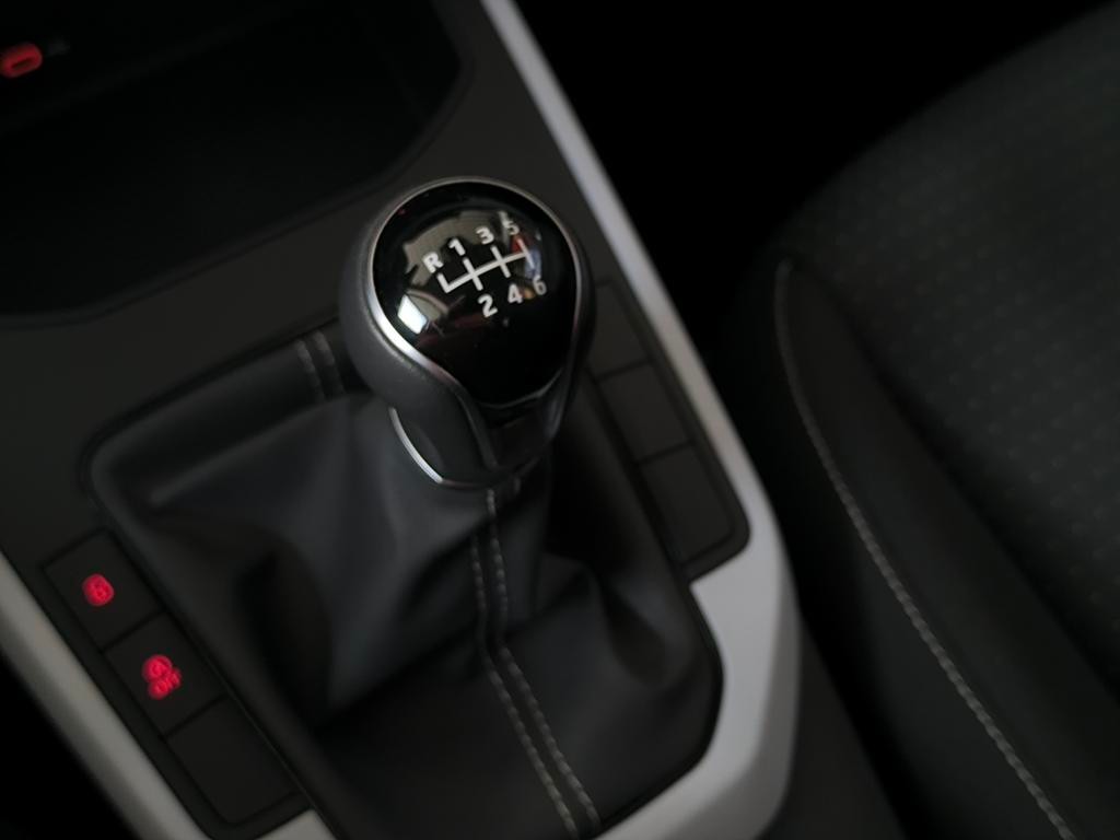 seat-arona-2024-gasolina-999cc