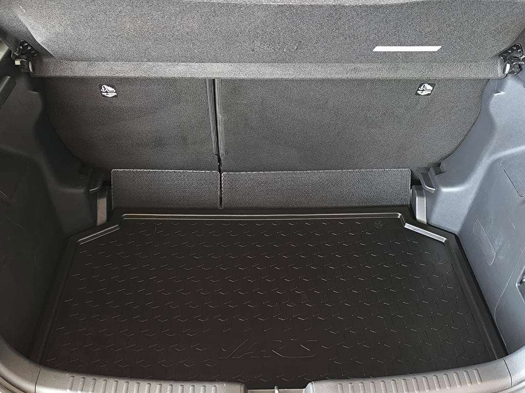 toyota-yaris-2021-hibrido-a-gasolina-1497cc