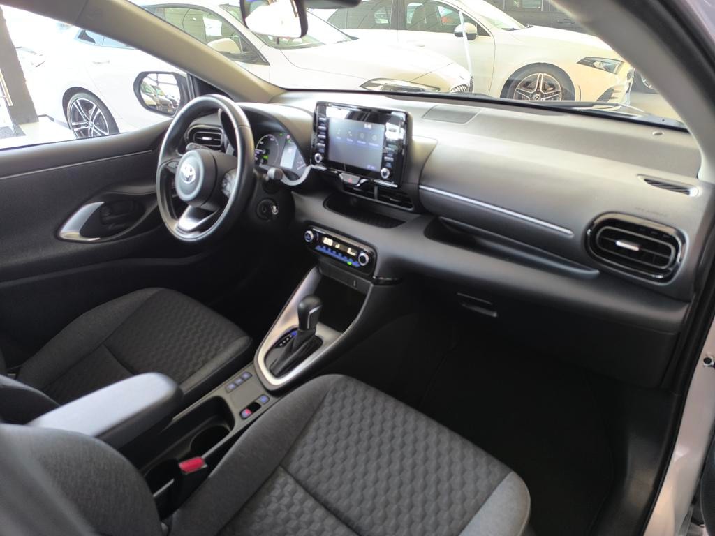 toyota-yaris-2021-hibrido-a-gasolina-1497cc