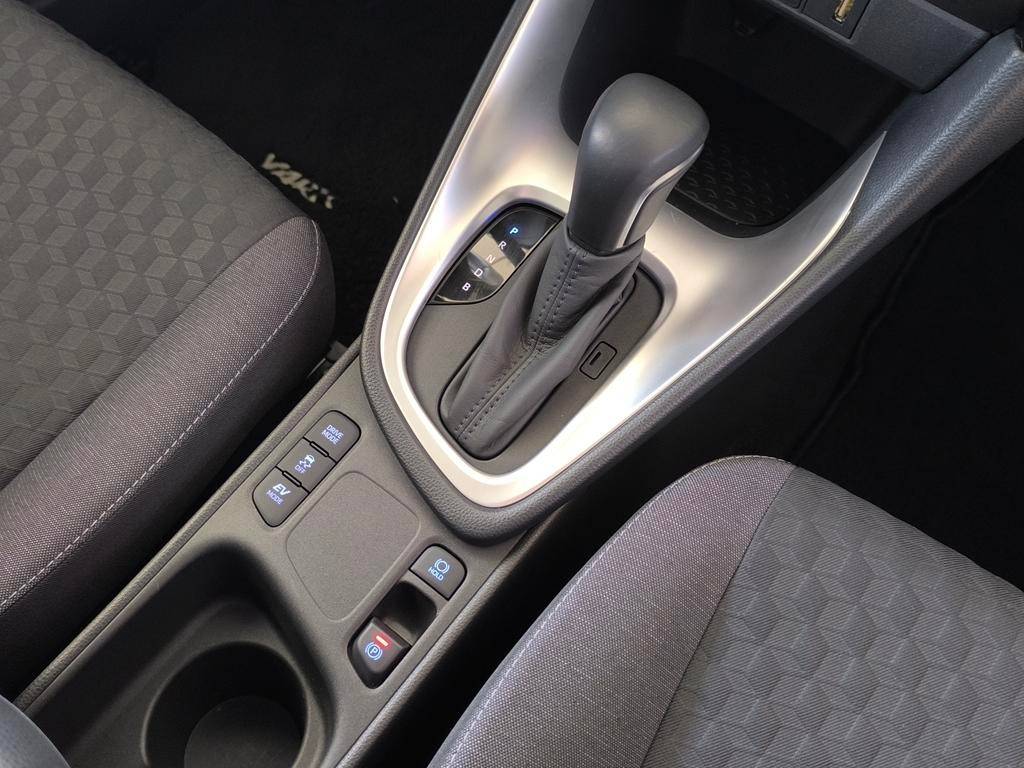 toyota-yaris-2021-hibrido-a-gasolina-1497cc