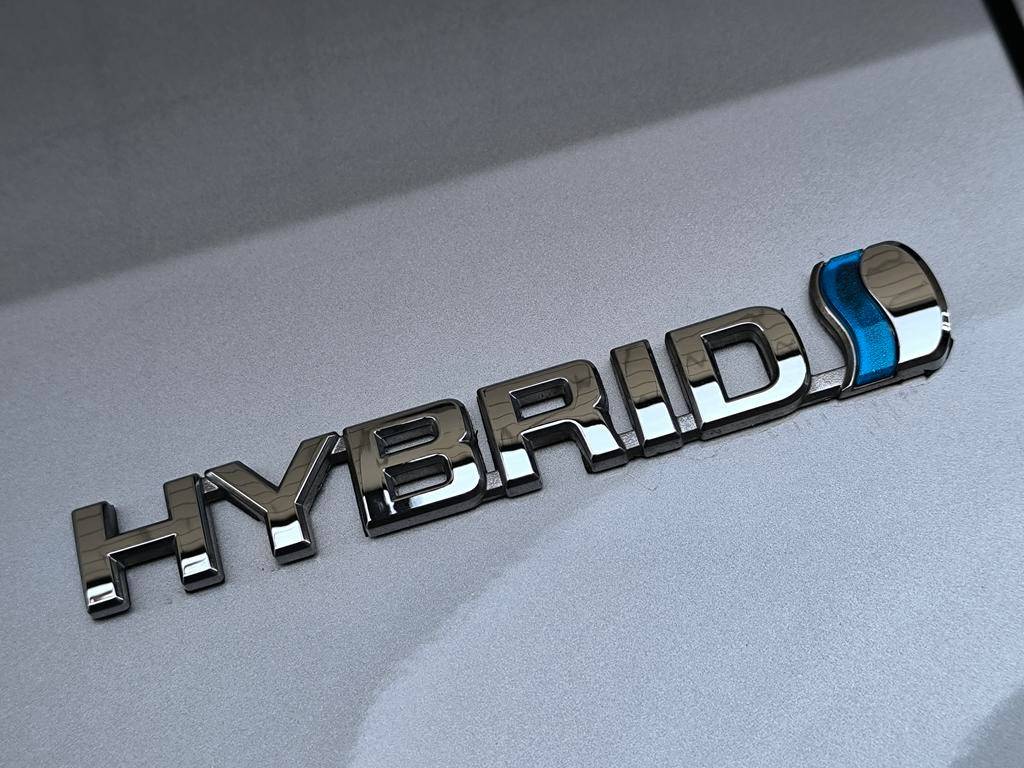 toyota-yaris-2021-hibrido-a-gasolina-1497cc