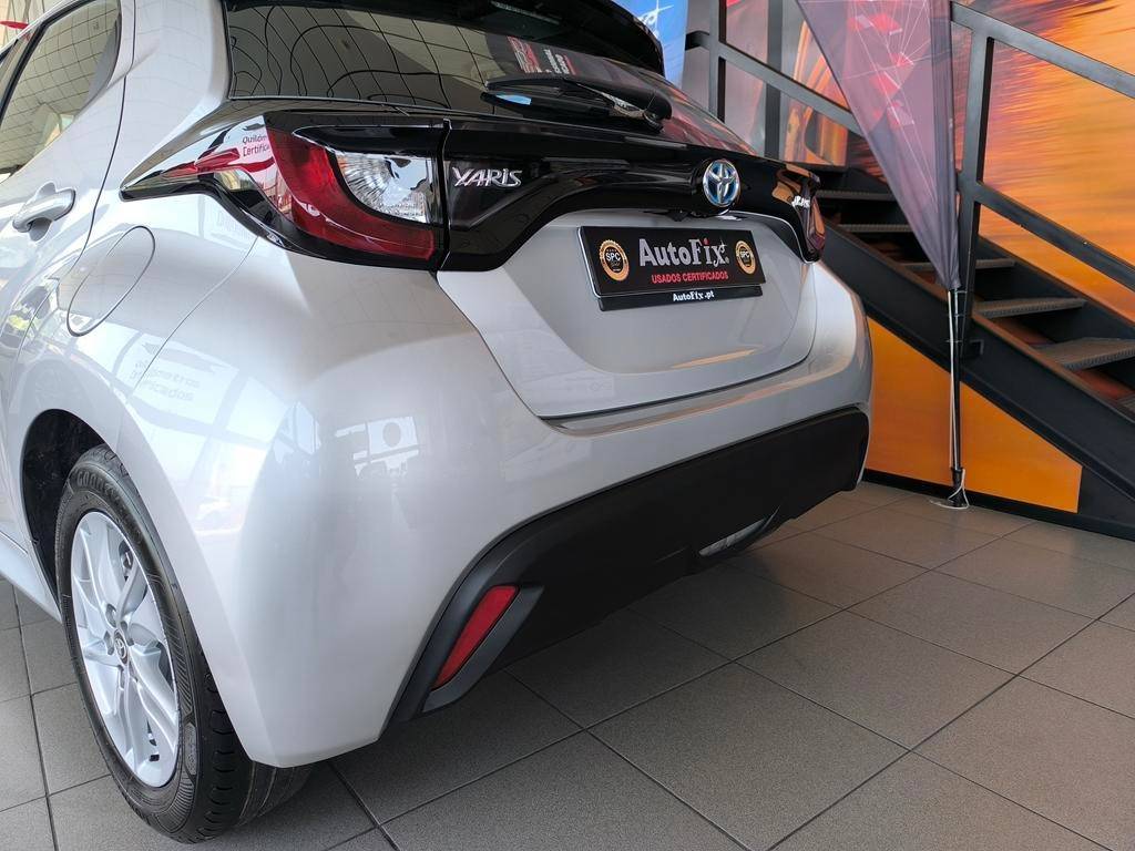 toyota-yaris-2021-hibrido-a-gasolina-1497cc