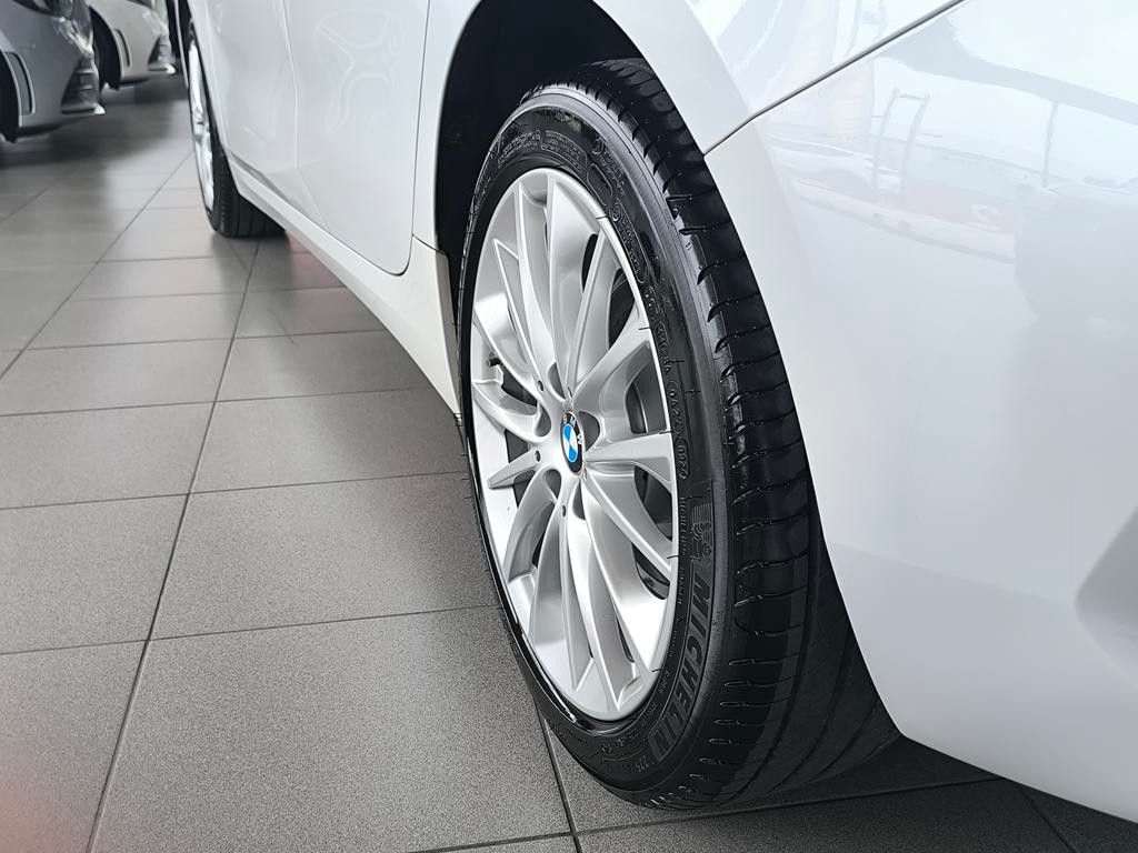 bmw-serie-1-2021-diesel-1500cc