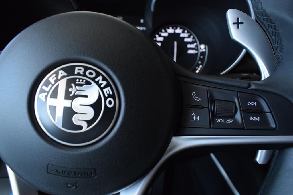 alfa-romeo-stelvio-2019-diesel-2143cc