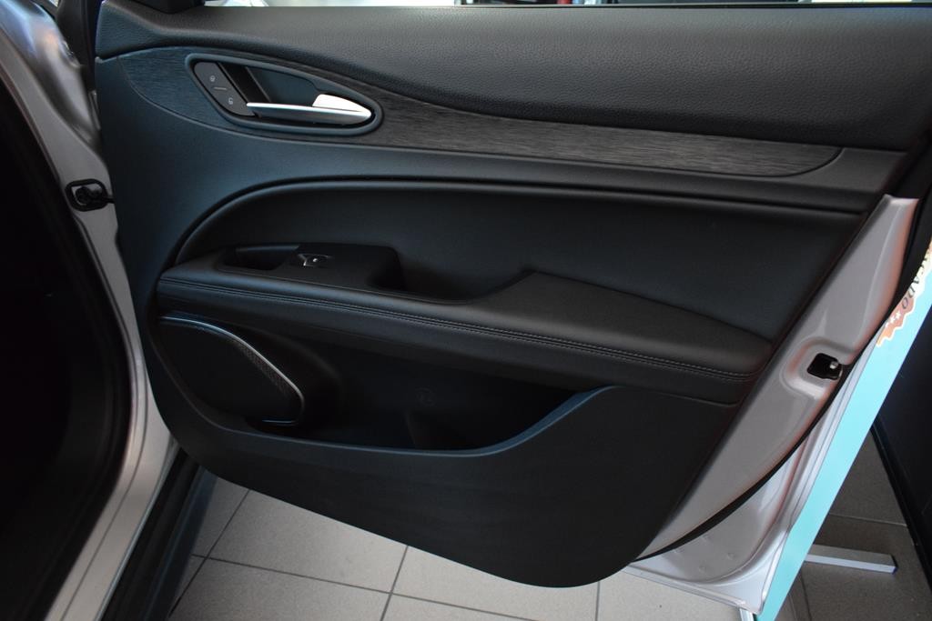 alfa-romeo-stelvio-2019-diesel-2143cc