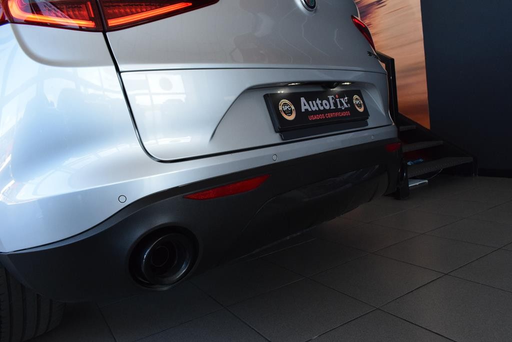 alfa-romeo-stelvio-2019-diesel-2143cc