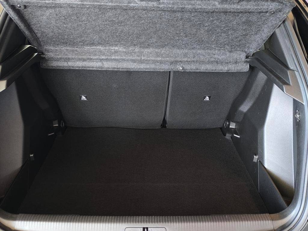 peugeot-2008-2024-eletrico-0cc
