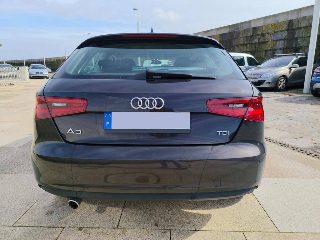 audi-a3-2013-diesel-1598cc