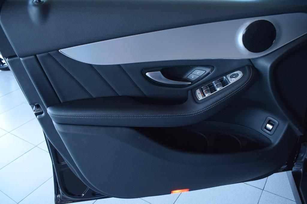 mercedes-benz-glc-2019-diesel-1950cc