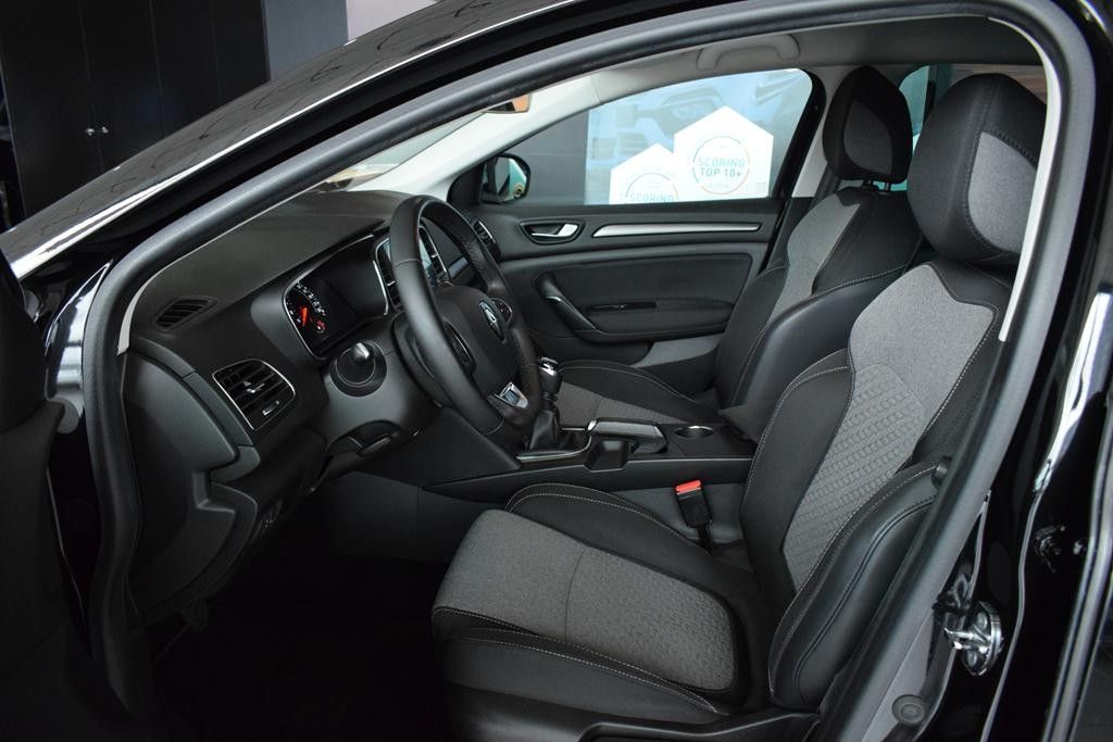 renault-megane-2021-diesel-1461cc